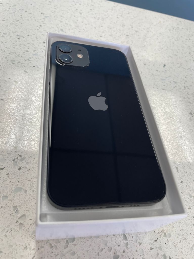 Iphone 12 64gb - Unlocked