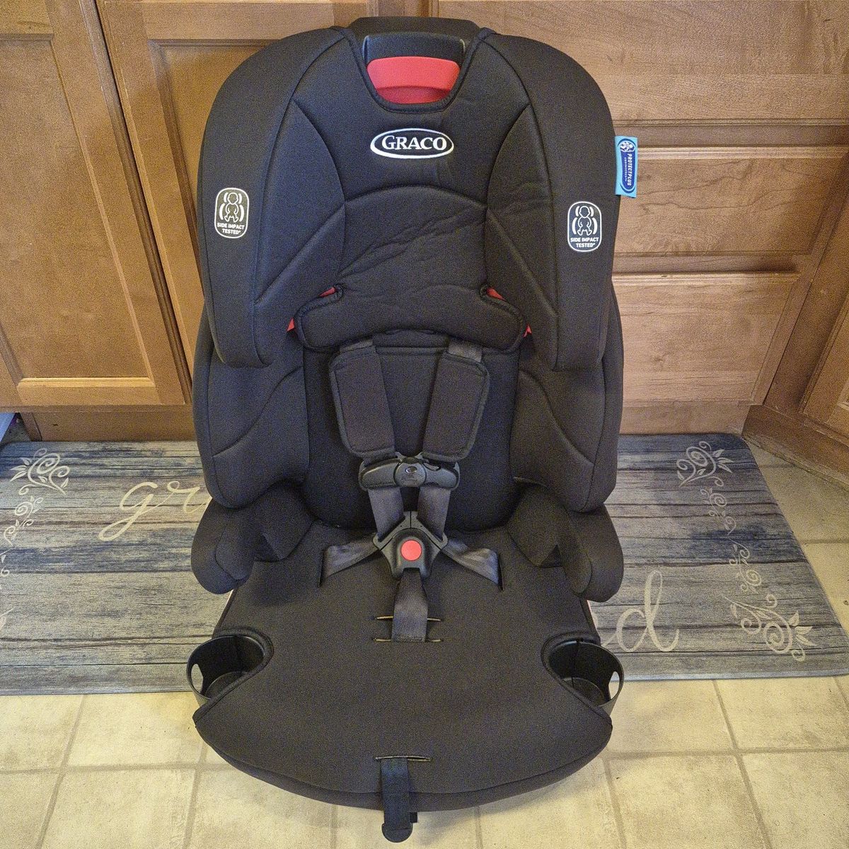Graco Tranzitions 3-in-1 Harness Booster Car Seat