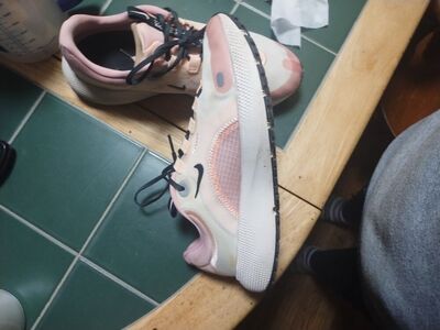 Nike Escape RN Size 9