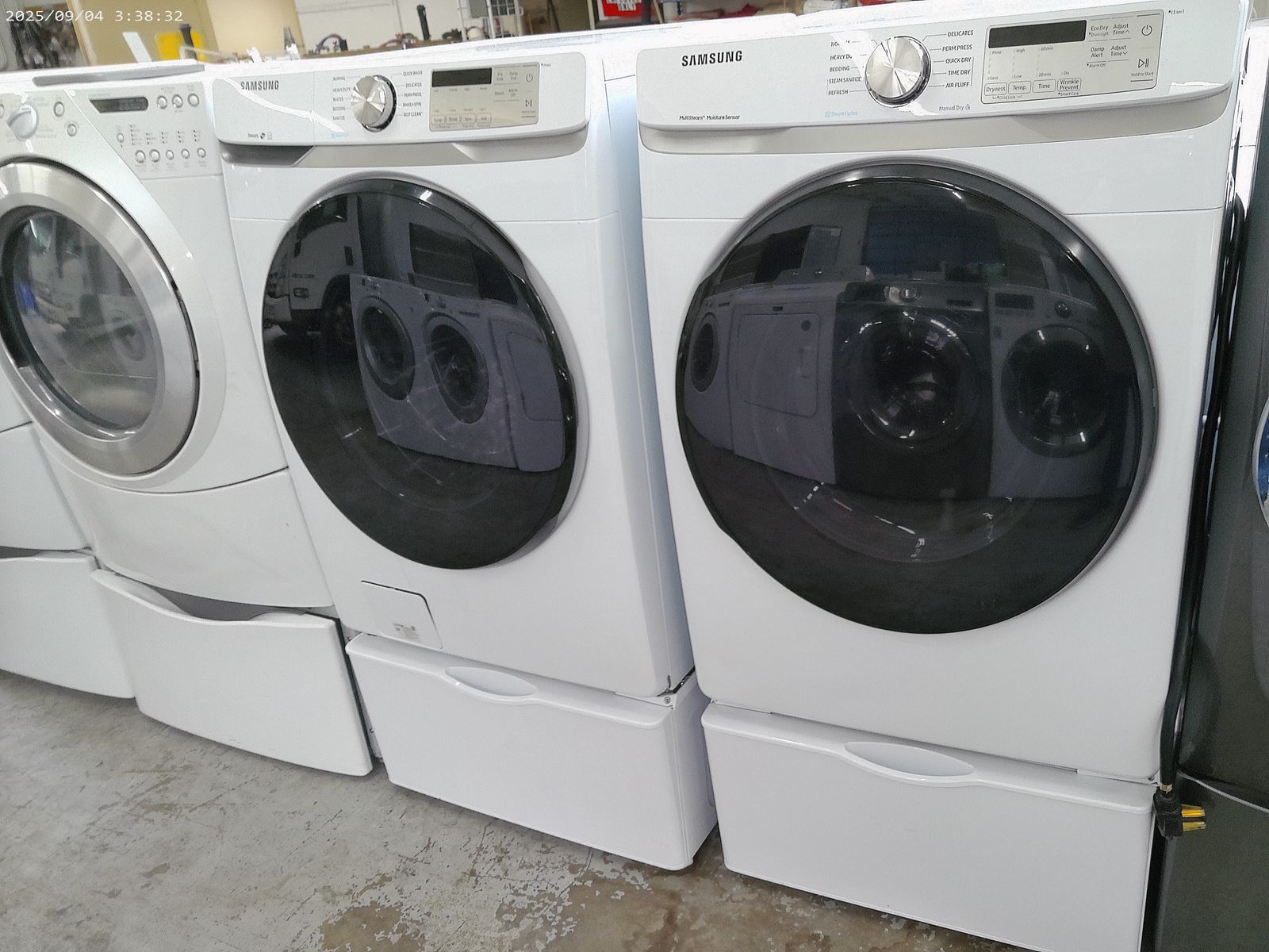 Samsung Front Load Washer and Electric Dryer~90 day Guarantee