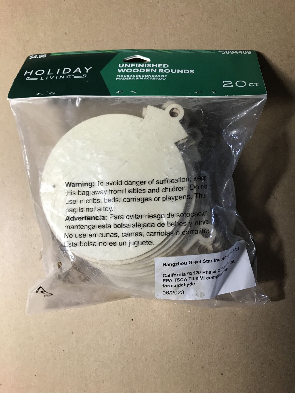 Holiday Living Unfinished Wooden Rounds 20 Ornament Shapes & Twine, NIP