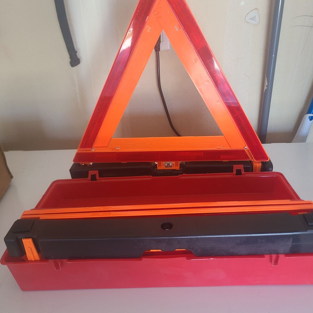 3 Triangles and Fire Extinguisher