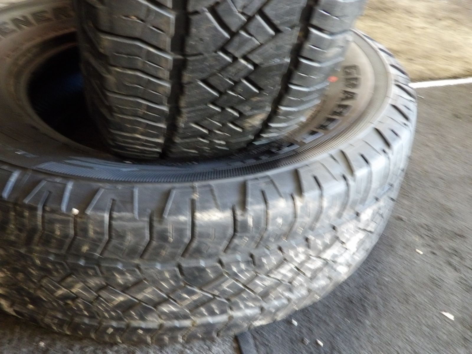 265/70R18 GENERAL GRABBER APT PAIR OF TWO USED TIRES