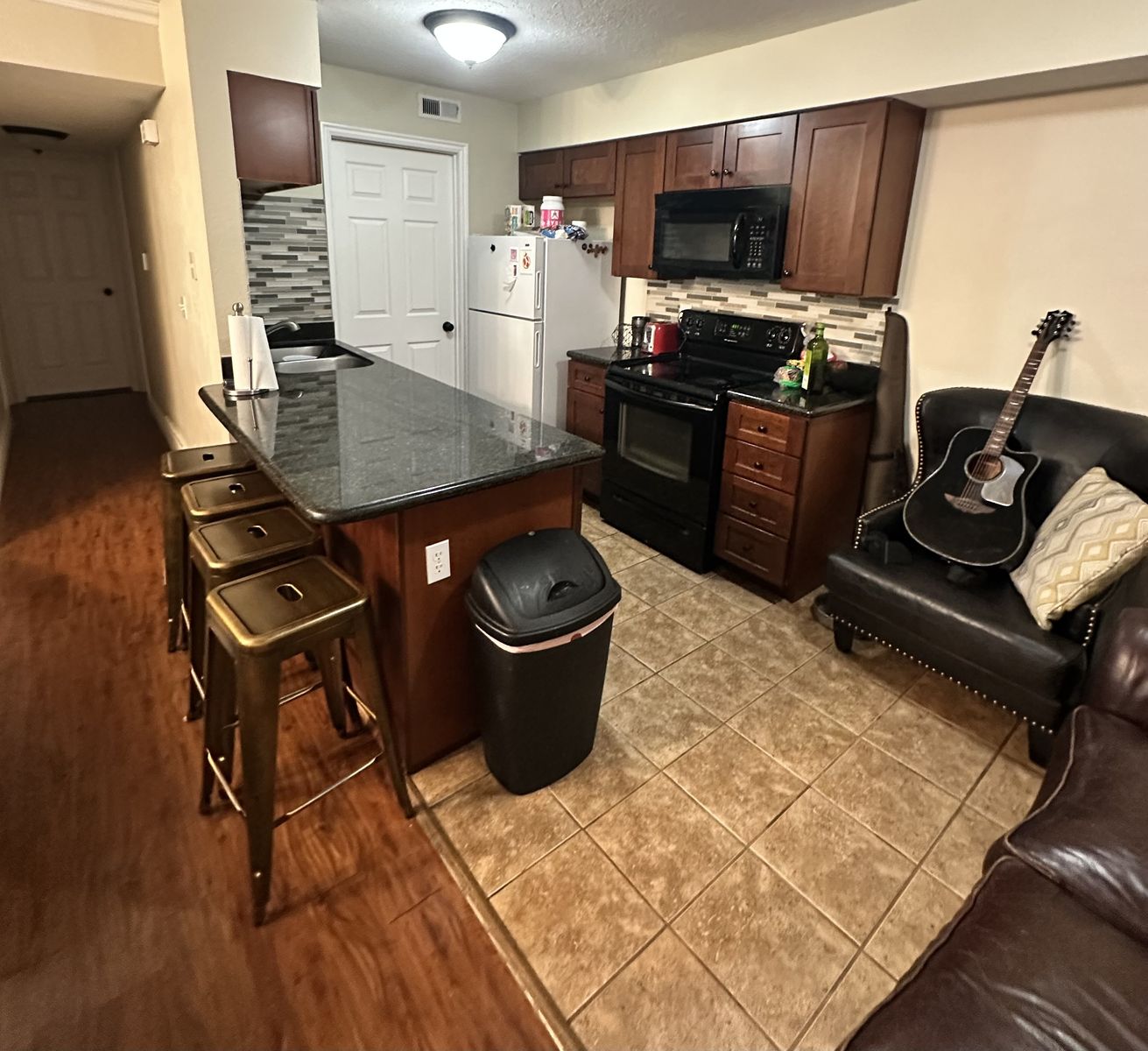 Private Room/Bath for Rent in Owner Occupied Condo