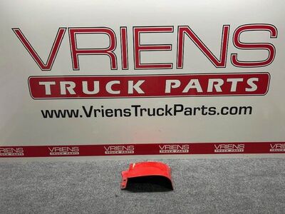Used Peterbilt Right Cover-B Pillar VOC, Part # R22-1397R, Fits Kenworth