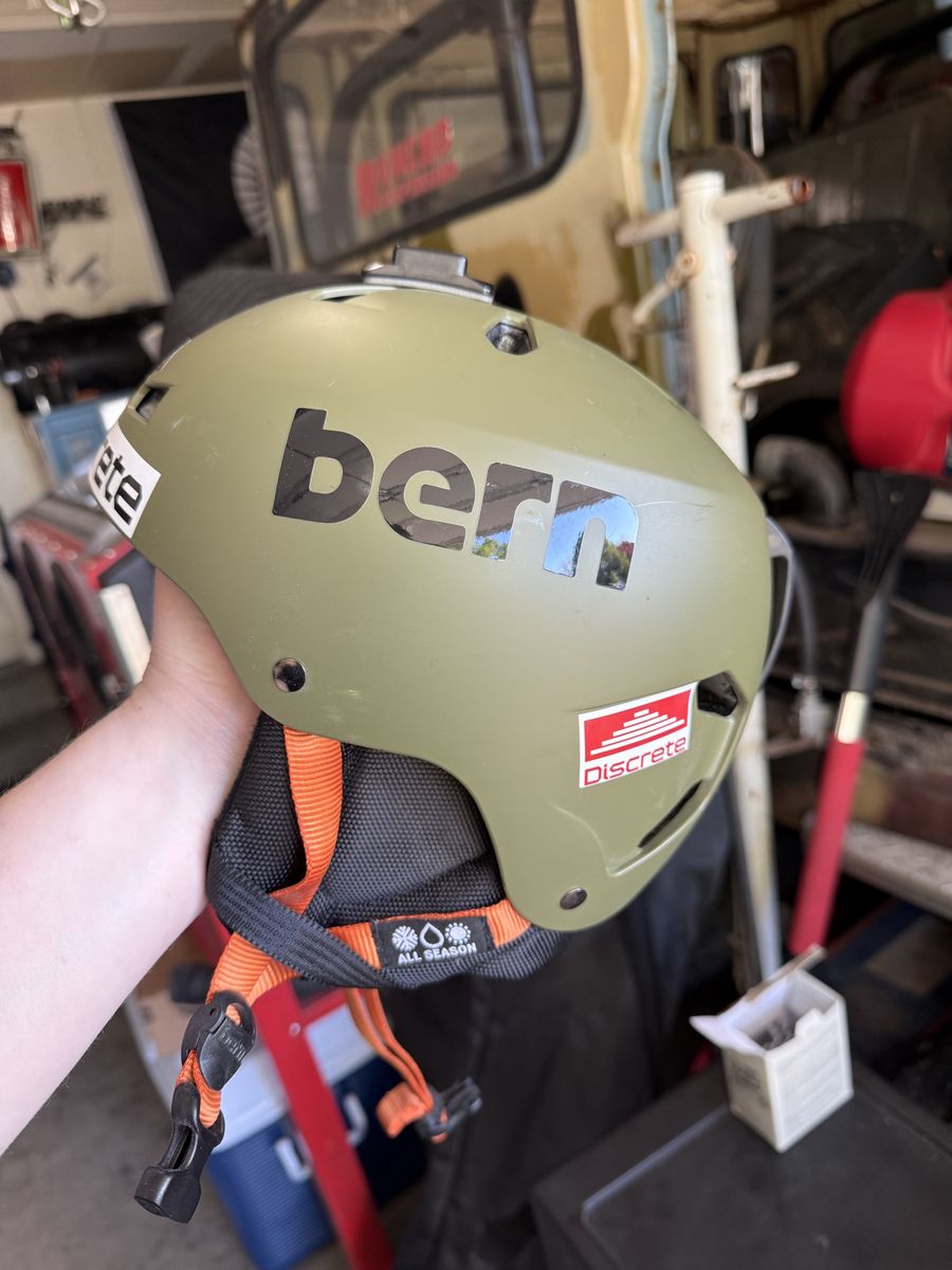Bern Green Snow Helmet XL