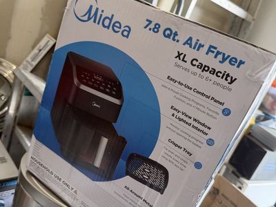 Brand new 7.8 air fryer