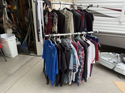 FREE !!! Yard sale giveaway!!!