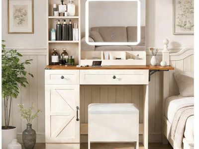 farm house vanity and make up desk