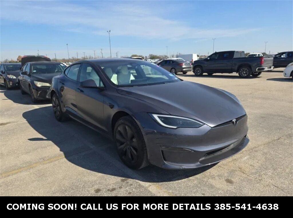 2022 Tesla Model S Base