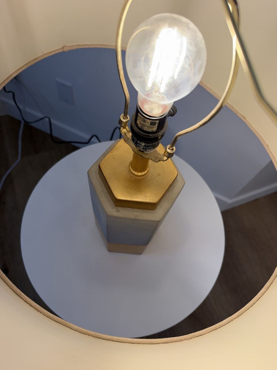 Main image 6