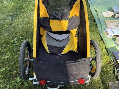 Pet trailer