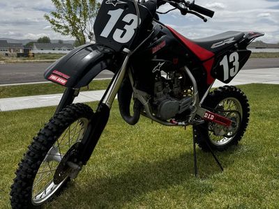 2006 Honda CR 85 Dirt Bike - Black/Red
