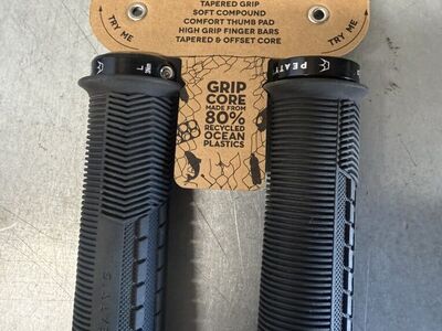 Peatys Monarch Grips