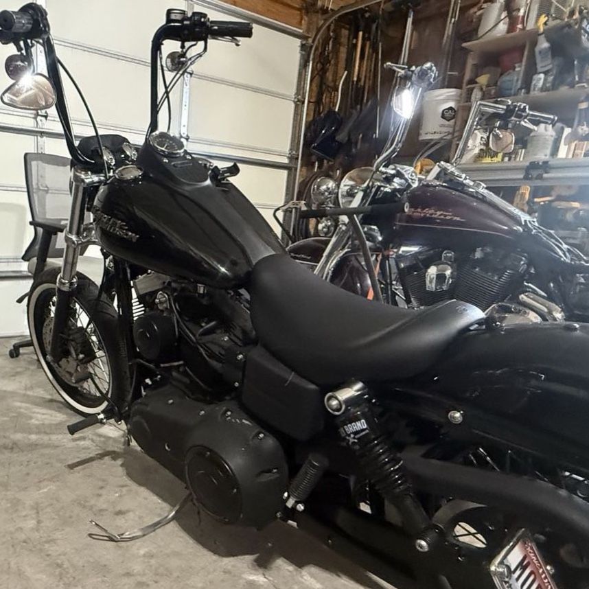 2012 Harley Davidson Dyna Street Bob - 6 Speed, Upgraded Suspension & Exhaust