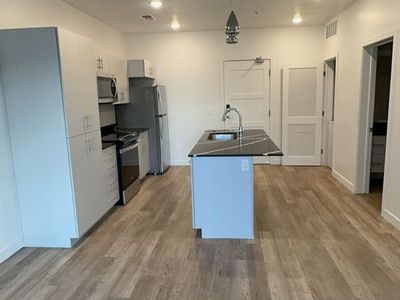 Looking for someone to take over my lease downtown SLC