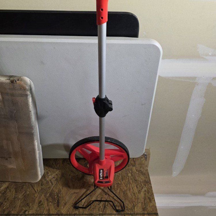 Lufkin walking measuring wheel