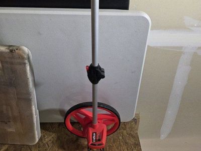 Lufkin walking measuring wheel