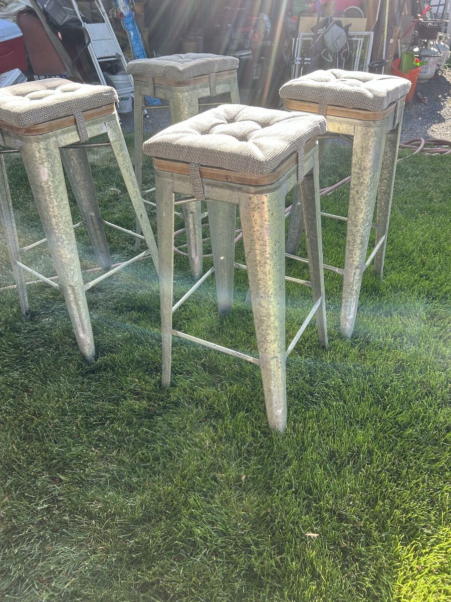 30" High  Metal Indoor-Outdoor Barstool with Square Seat $130 for all four