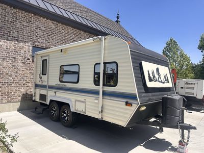 1994 Fleetwood Wilderness 19ft Travel Trailer