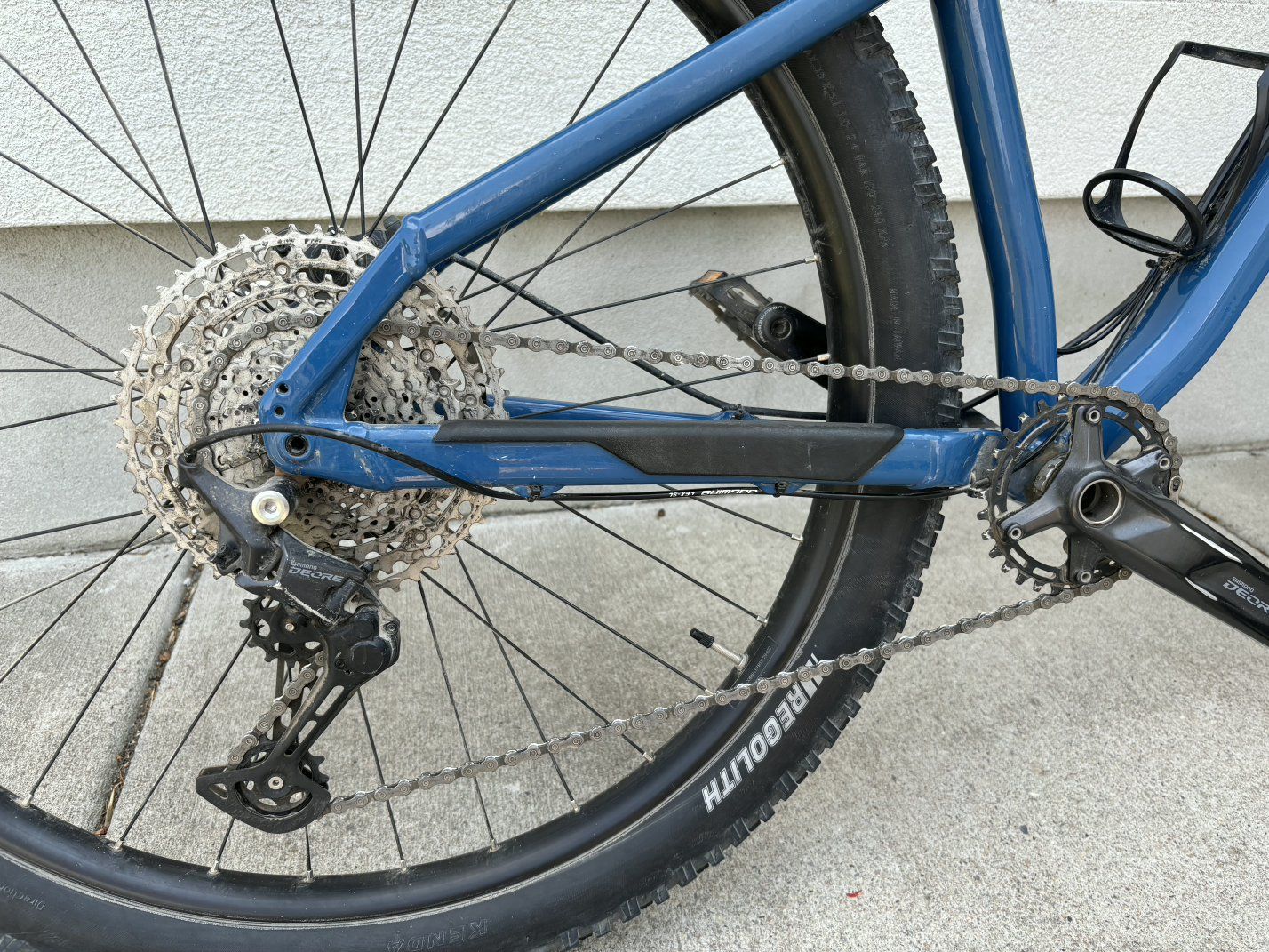Main image 4