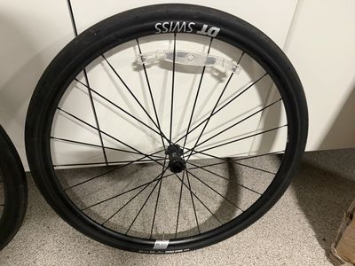 DT Swiss 270 700c Road Bike Wheelset - Thru-Axle, with Maxxis High Road Tires