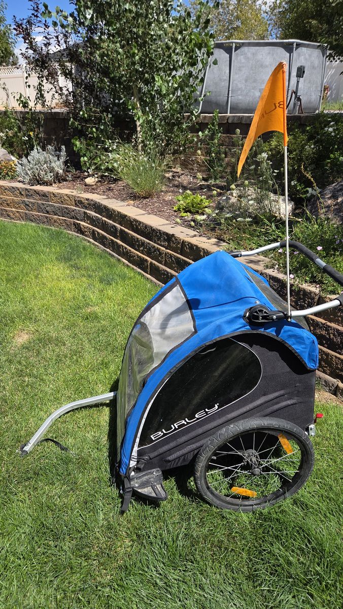 Burley Encore bike trailer