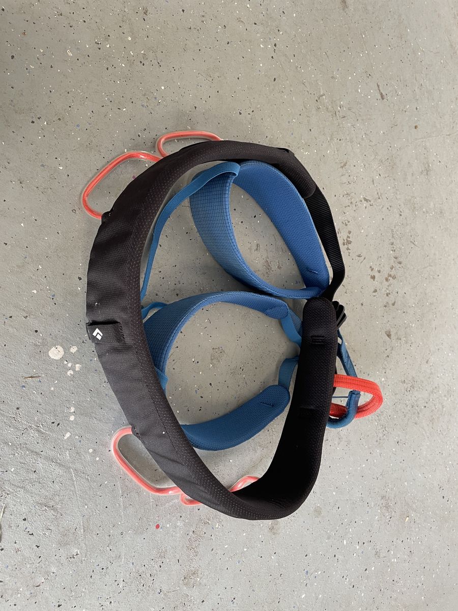 Climbing harnesses