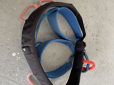 Climbing harnesses