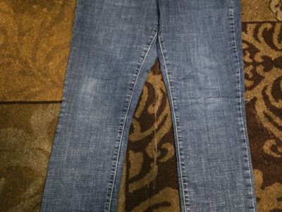 Women's Levi Jeans For Sale!!