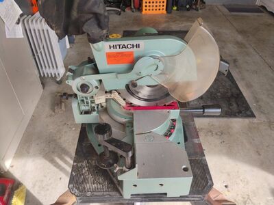 10" Hitachi compound miter saw