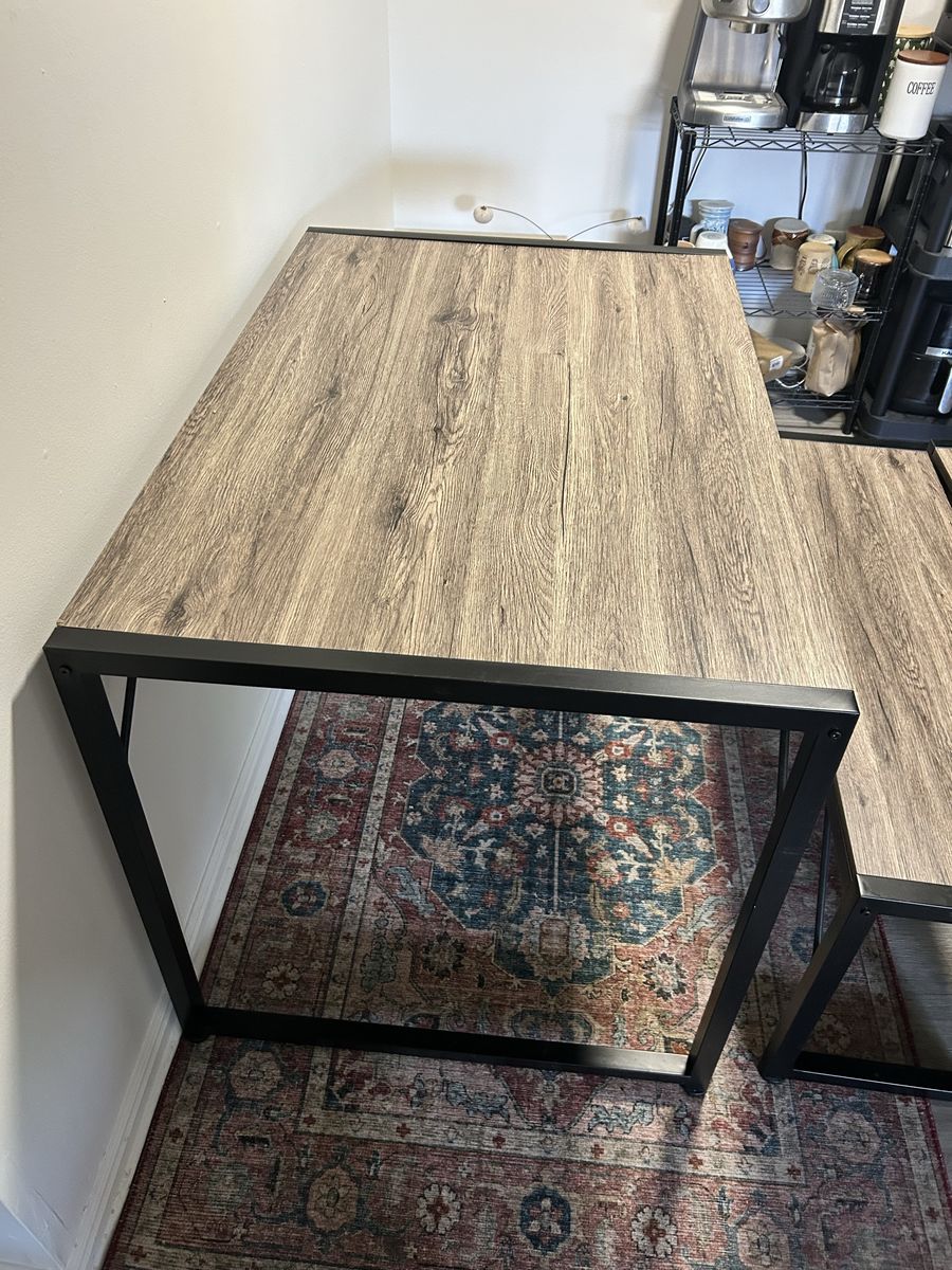 Kitchen table