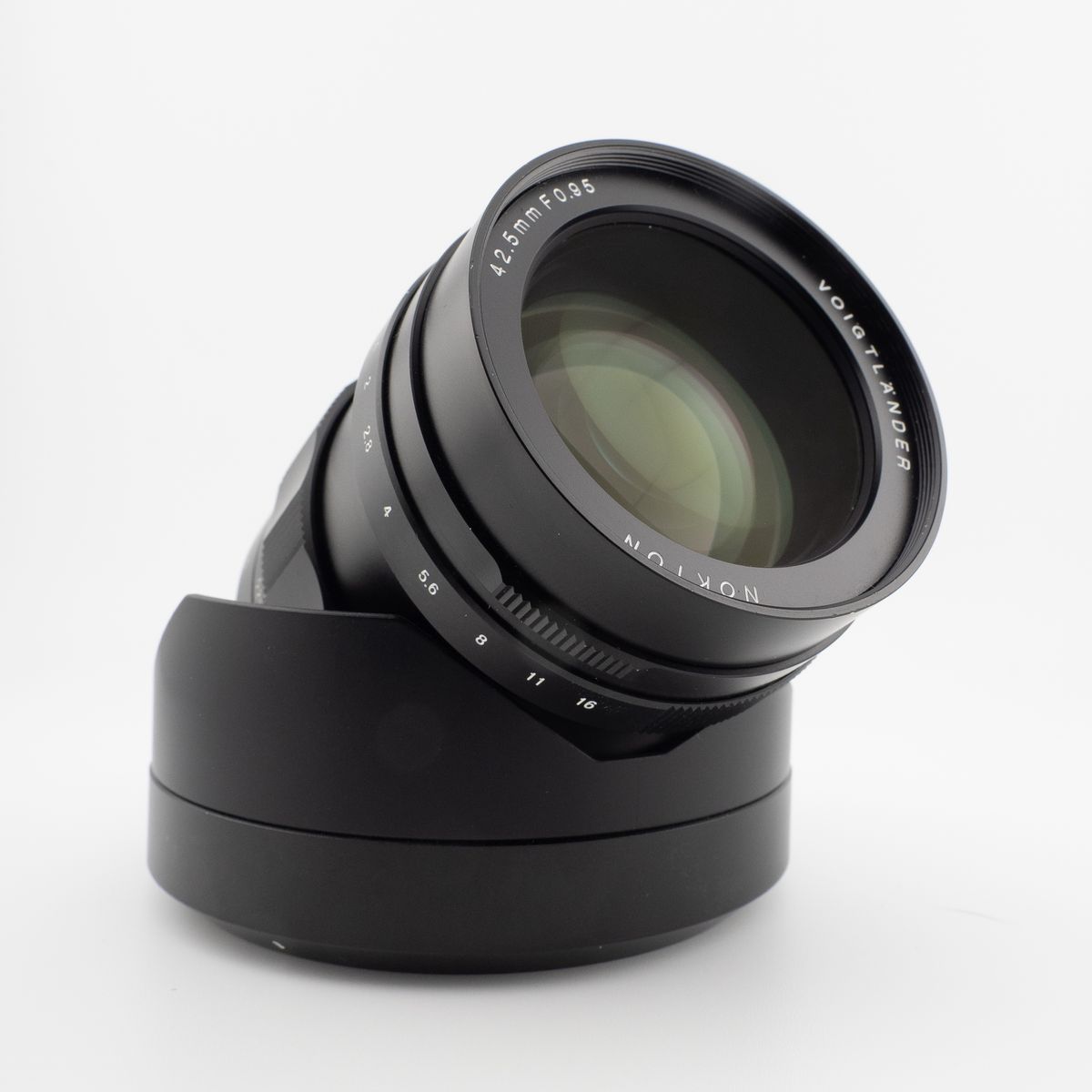 Voigtlander Nokton 42.5mm f0.95