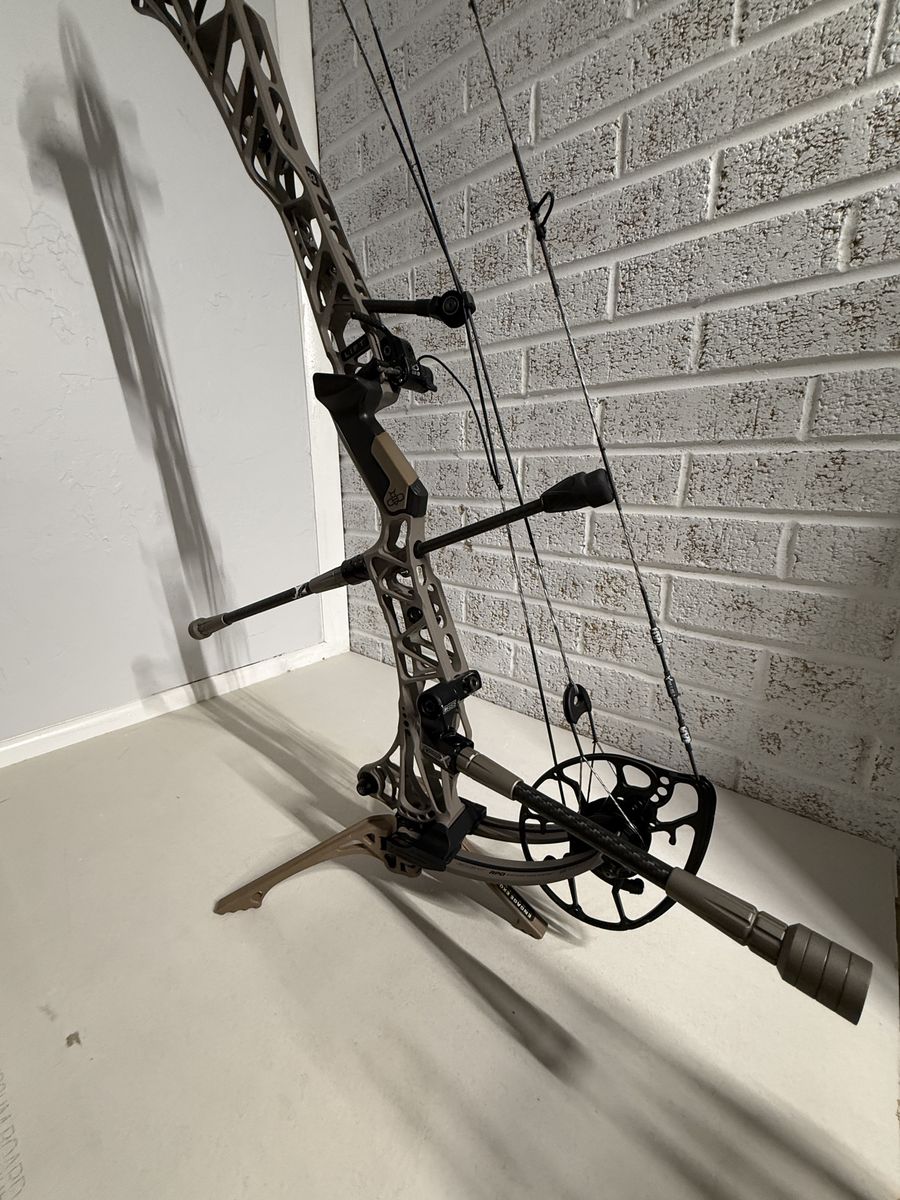 Main image 5