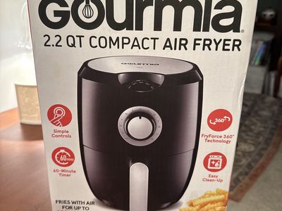 Gourmia 2.2 QT Compact Air Fryer with FryForce 360° Technology & 60-Min Timer