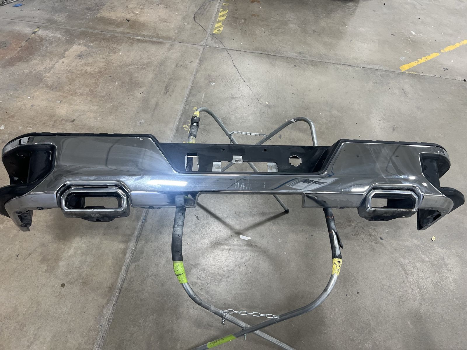 2019-2023 GM Dual Exhuast Chrome Rear Bumper