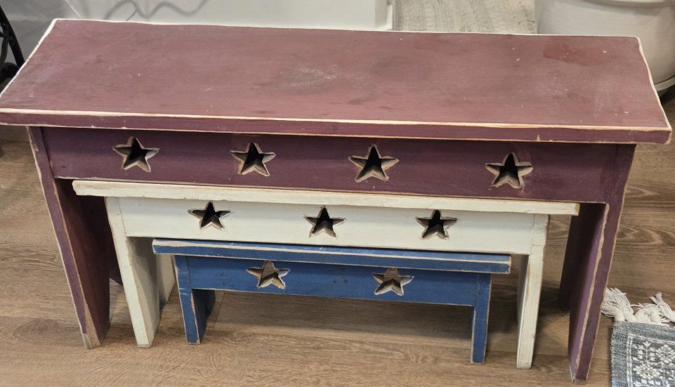 Wooden Farmhouse Americana Nesting Benches