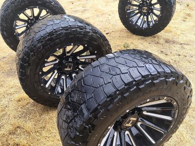 37x12.50r17 GMC wheels and tires 8x180