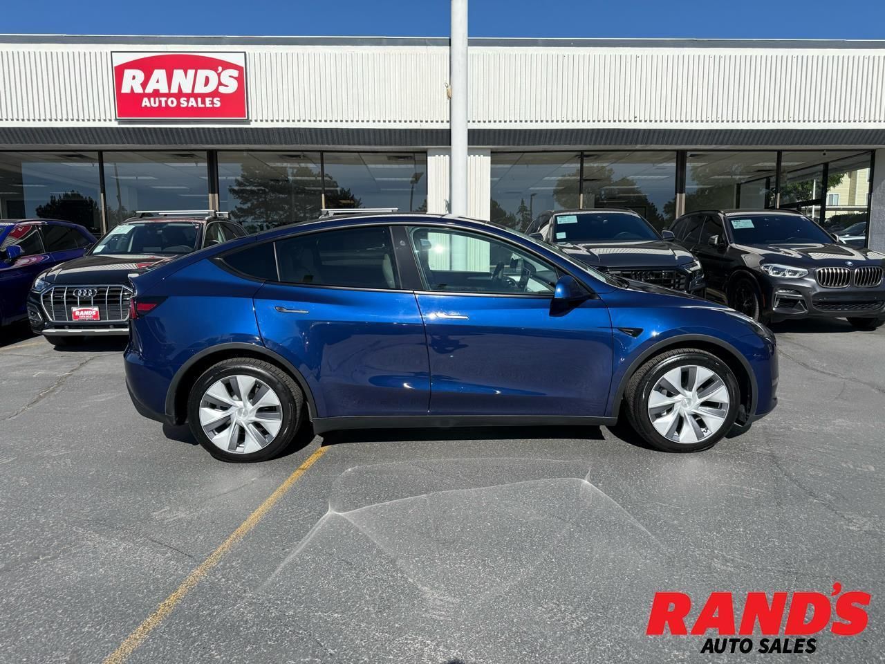 2023 Tesla Model Y Long Range