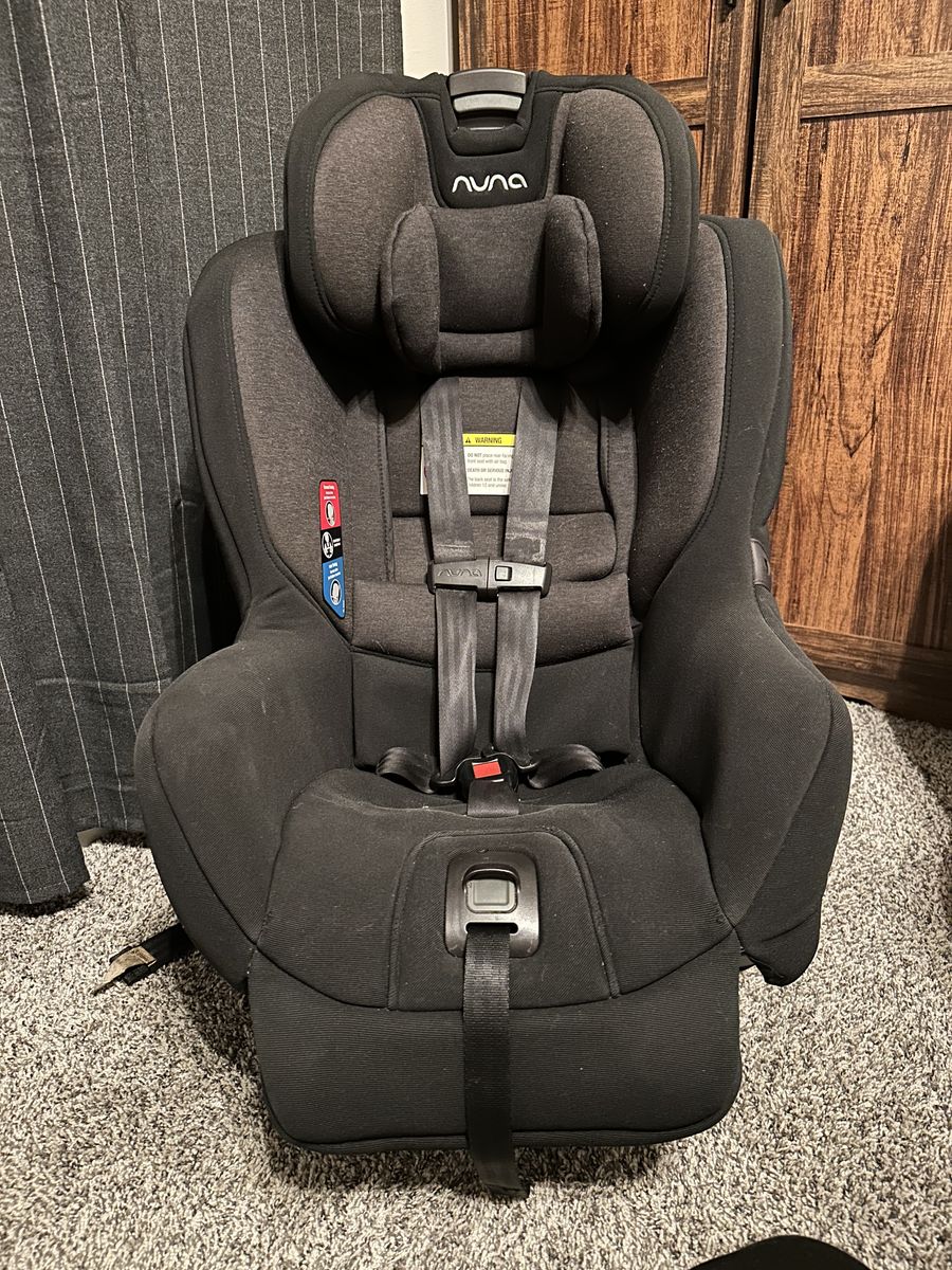 Nuna Convertible Carseat