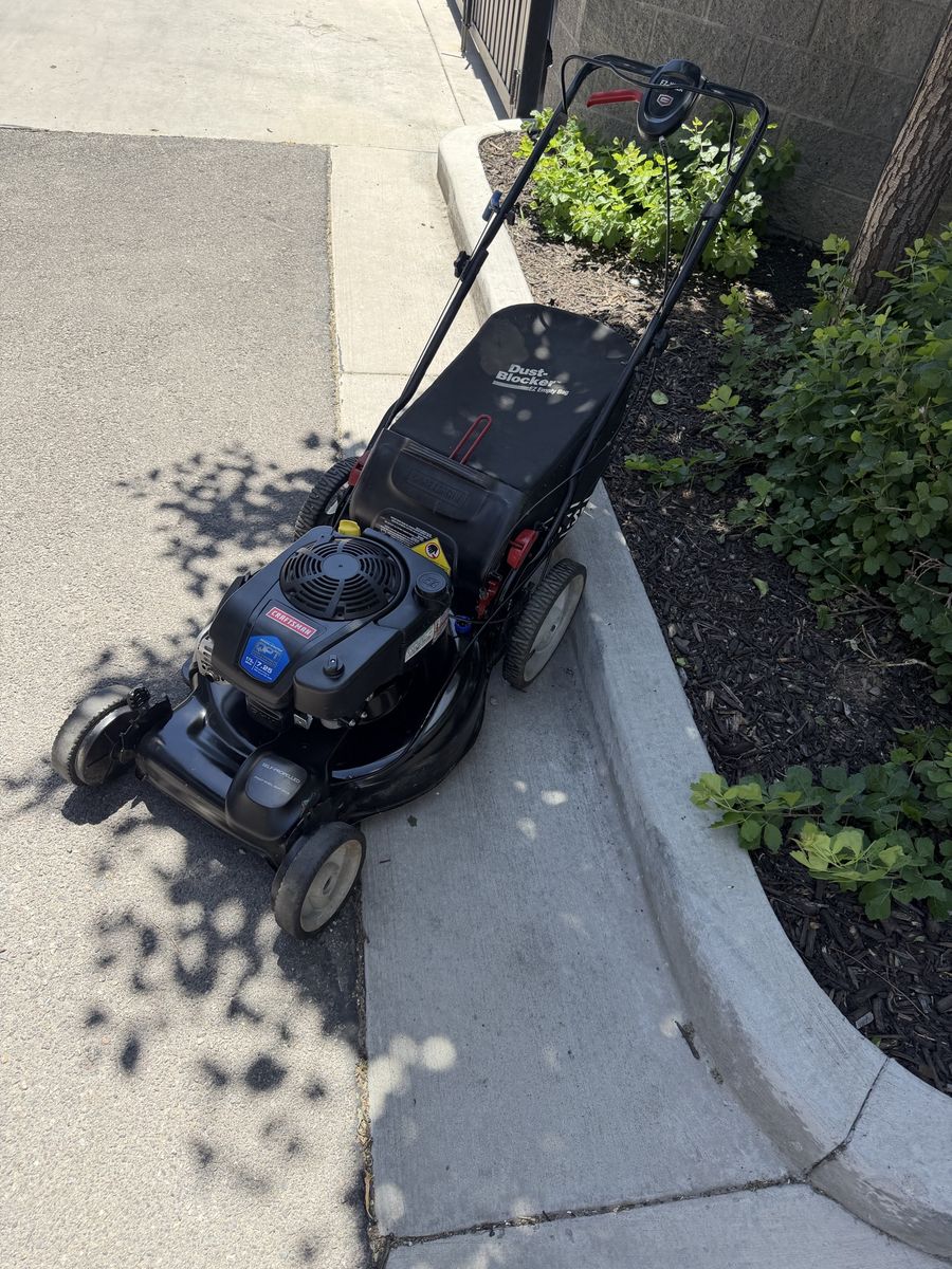 CRAFTSMAN SELF PROPELLED LAWNMOWER