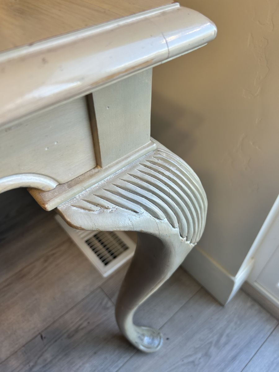 Free Dining Room Table