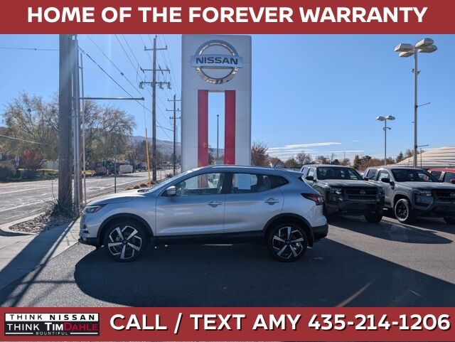 2022 Nissan Rogue Sport SL