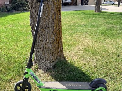 Electric scooter