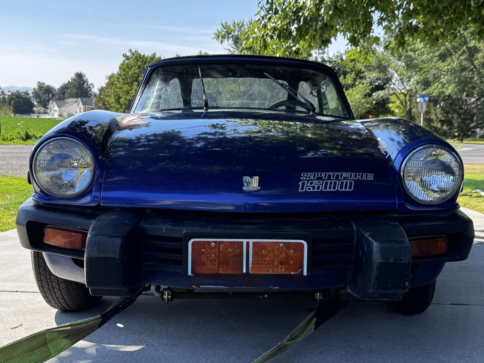 Triumph Spitfire 1500 Convertible PartsProject Car - Blue does not run.