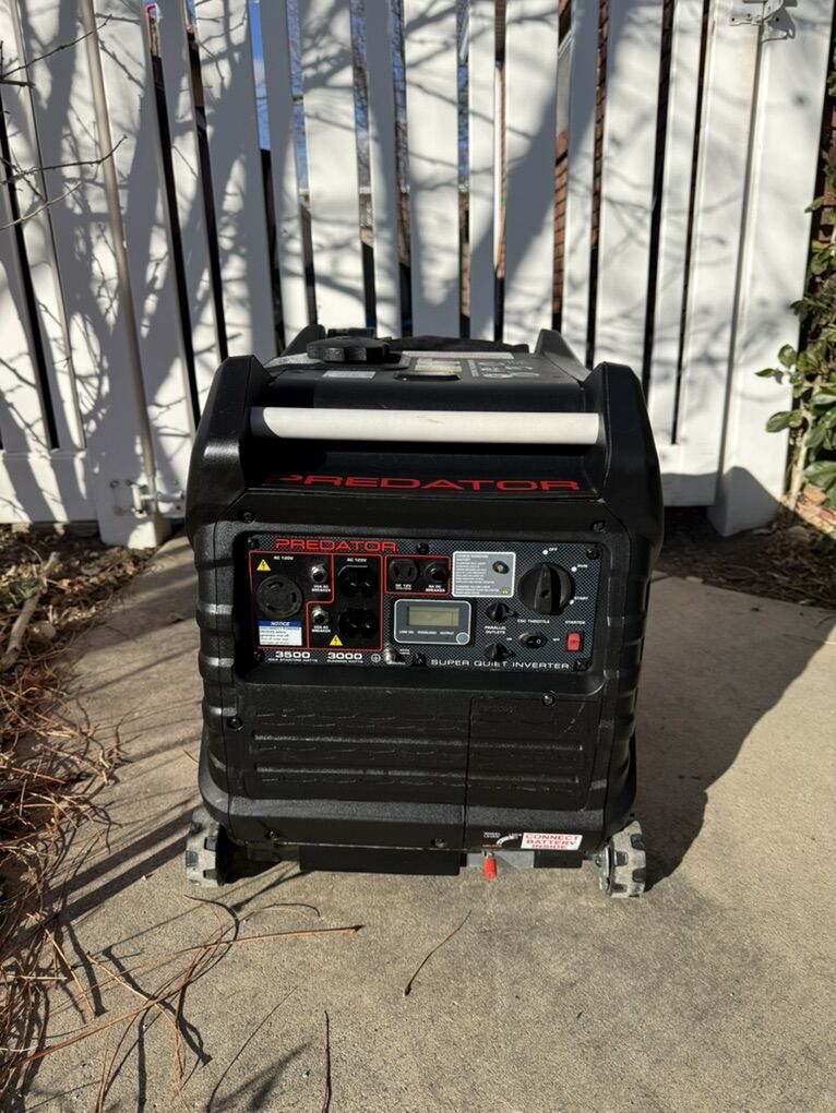 Predator 3500 Watt Super Quiet Generator