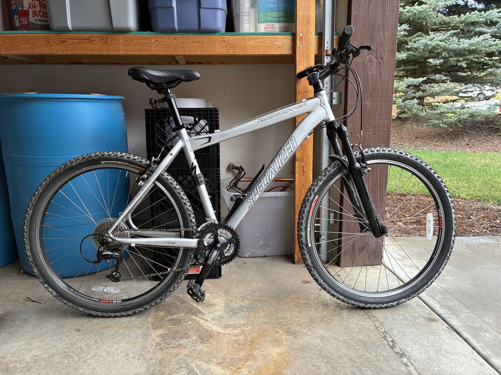 Specialized Rockhopper Mountain Bike