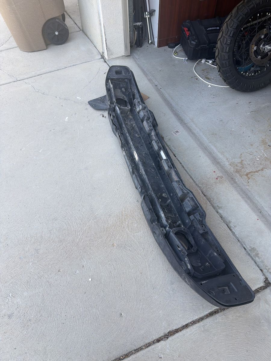 Jeep Gladiator JT Front Bumper (Black) - OEM Take-Off for Parts/Replacement