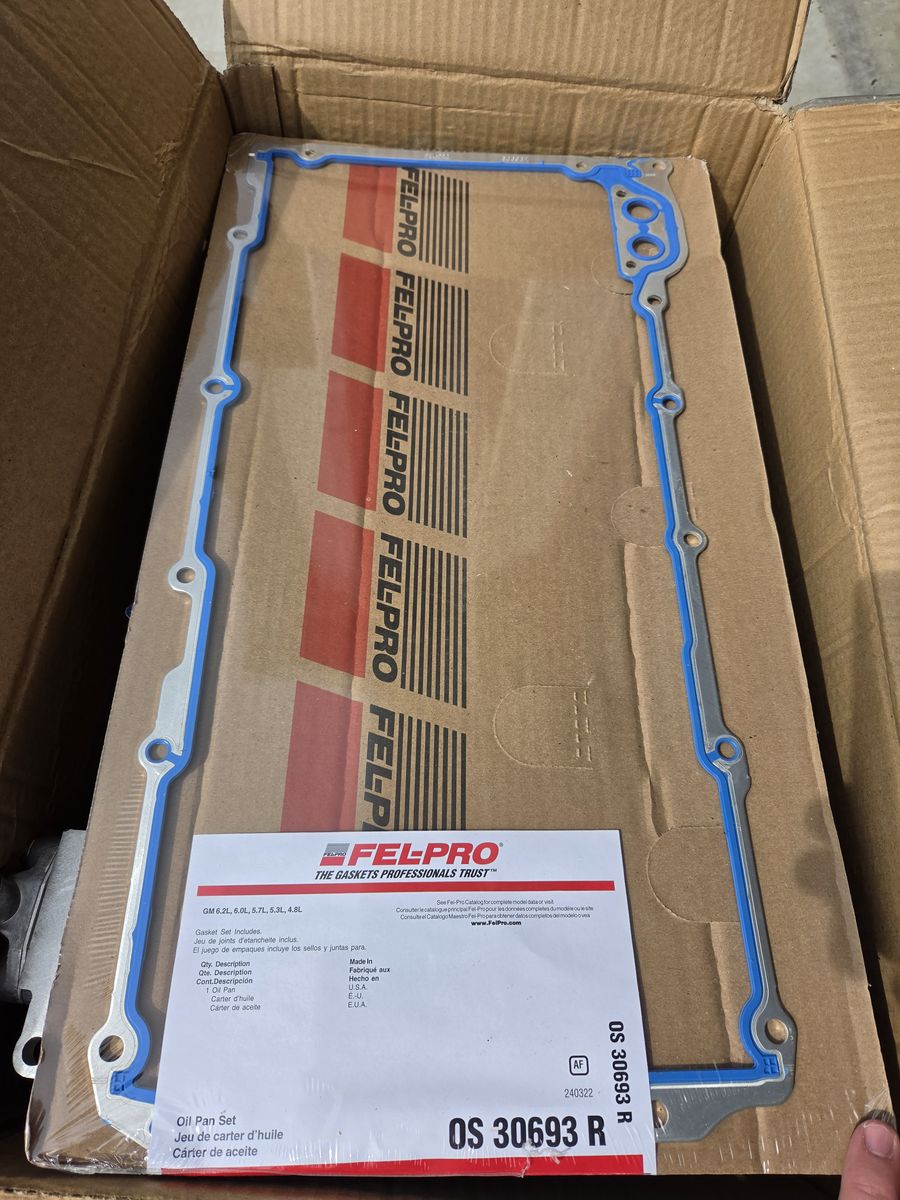 2006 gmc yukon xl oil pan and seal