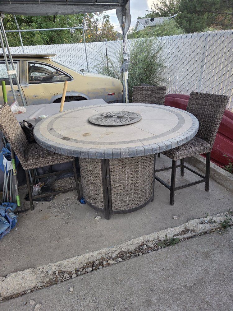 Outdoor Wicker Tile Top Propane Fire Pit Table with 6 Chairs
